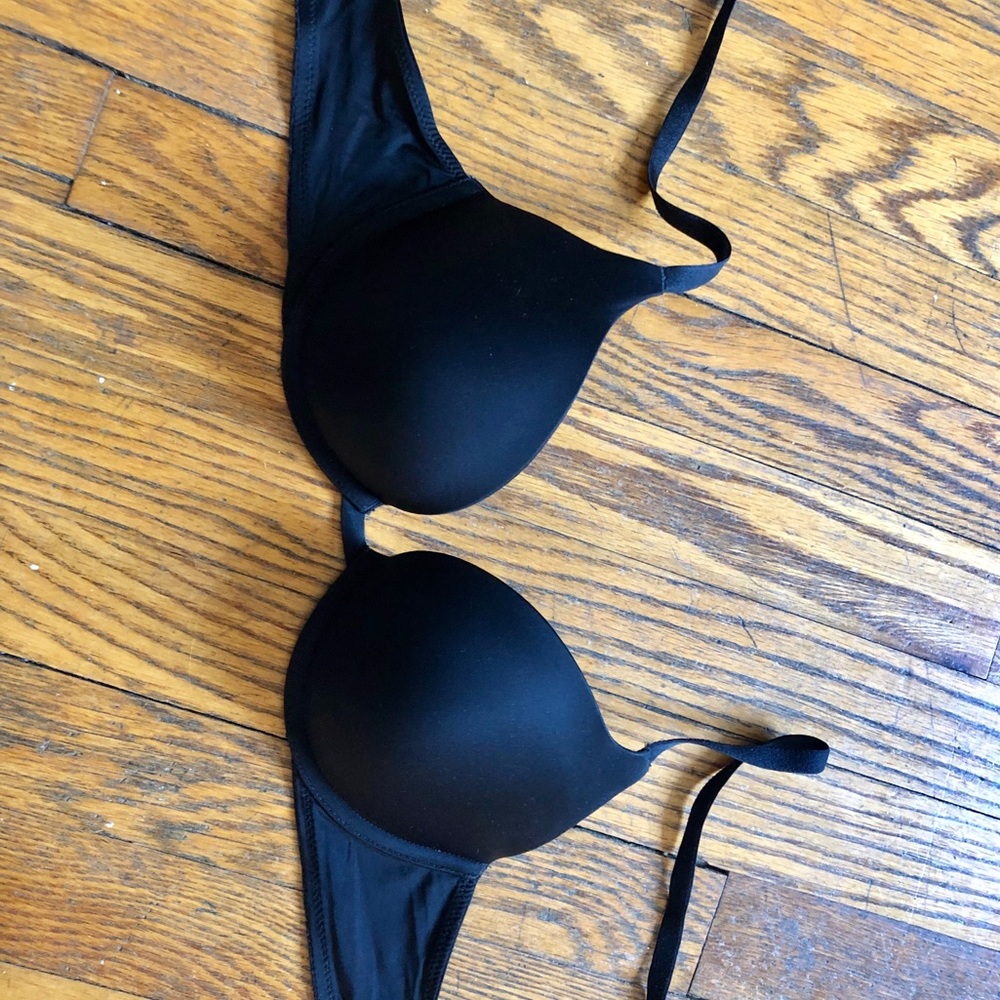 Victoria’s Secret Black Push-Up Bra, 32C